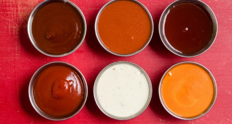Image of 6 different types of sauces